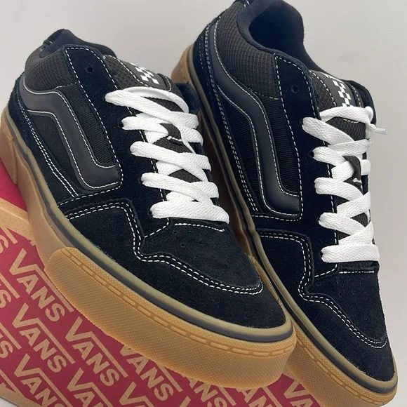 Vans Men’s Caldrone Suede Mesh Black/Gum
VN0A5JM2B9M Sneakers - Picture 7 of 16